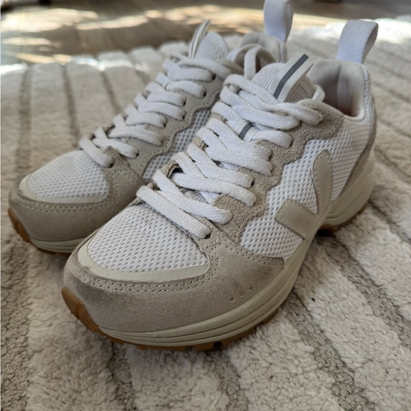 Veja White and Cream Women's Sneakers - Picture 3 of 6